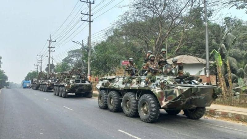 জঙ্গল সলিমপুরে যৌথ বাহিনীর বড় অভিযান, আটক বেশ কয়েকজন