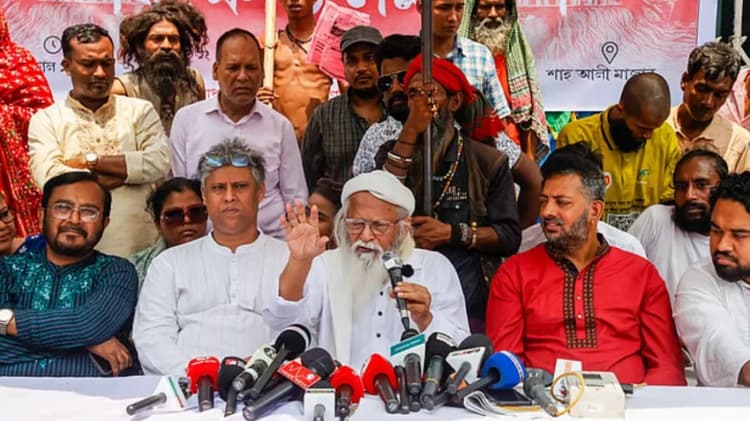 অপকর্মগুলো আপনারাই করছেন, অথচ দায় চাপাচ্ছেন মাজারের ওপর: জামায়াতের উদ্দেশে ফরহাদ মজহার