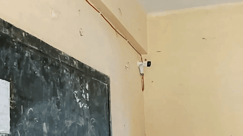 ছাত্রীদের কমনরুমে সিসিটিভি, গোপনীয়তা নিয়ে ক্ষোভ-উদ্বেগ