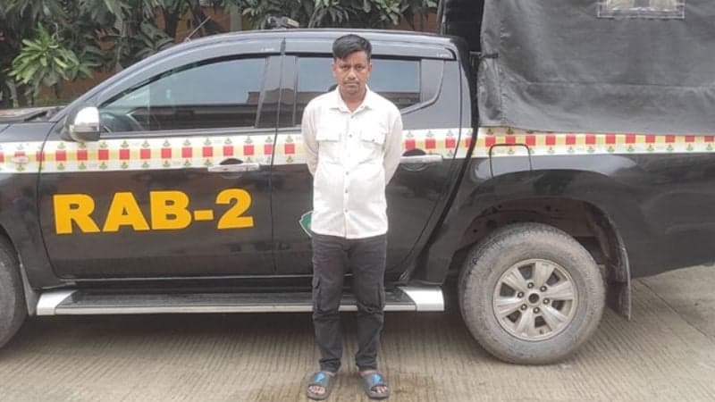 ‘কবজিকাটা গ্রুপ’-এর প্রধান সহযোগী টুন্ডা বাবু গ্রেপ্তার
