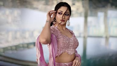 প্রেম নিয়ে সত্যিটা জানালেন পূজা চেরী