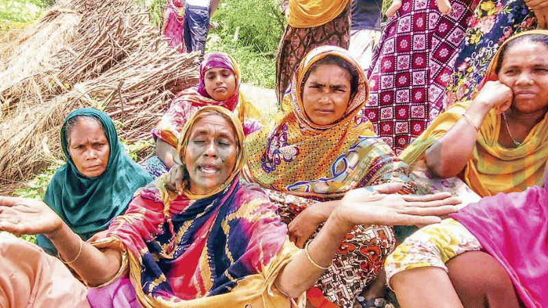 পদ্মায় নৌকাডুবি ঘটনায় ২ দিন পর উদ্ধার বাবা-ছেলের মরদেহ