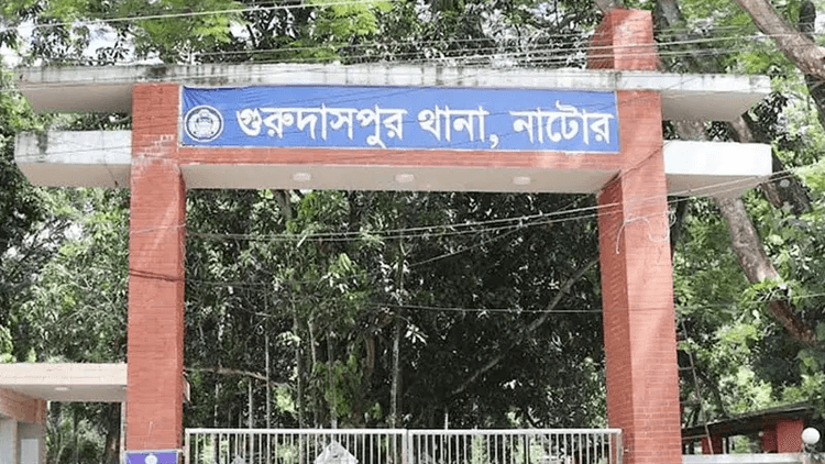 নাটোরে পুলিশের ওপর হামলা, ২৭০ জনের বিরুদ্ধে মামলা