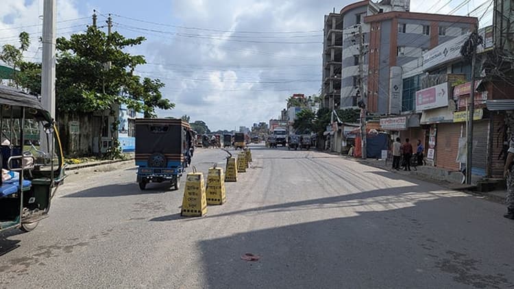 গোপালগঞ্জে কারফিউ বাড়ল শনিবার সকাল পর্যন্ত
