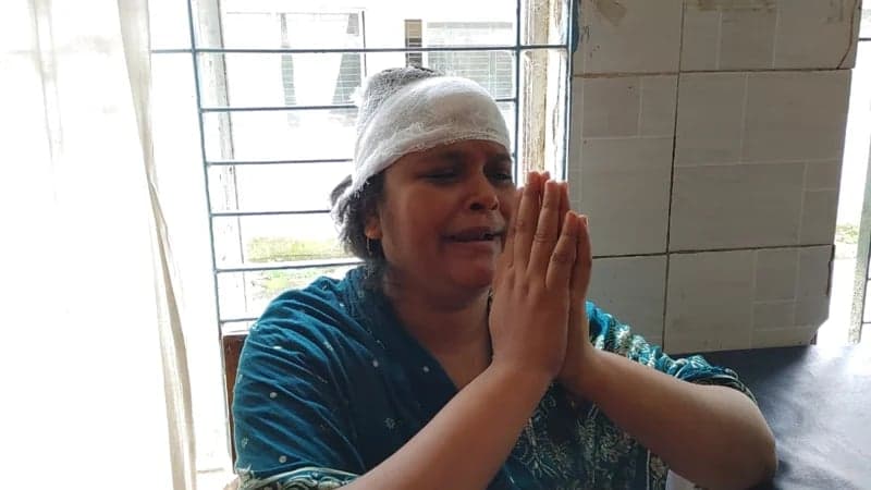 সরকারি হাসপাতালে ডেঙ্গু পরীক্ষার তথ্য জানতে চেয়ে হামলার শিকার নারী