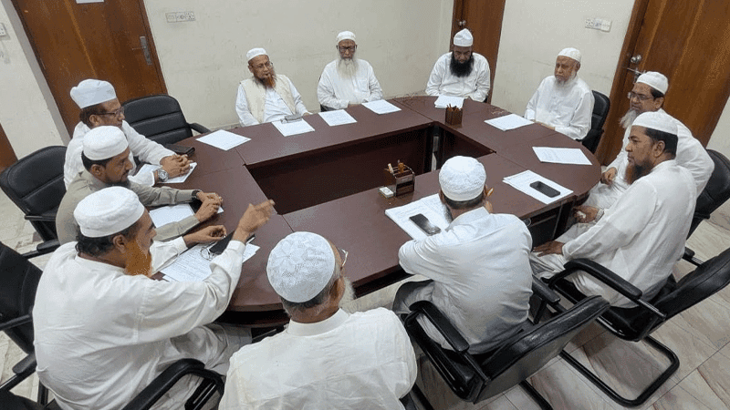 কওমি মাদ্রাসা-সংক্রান্ত অভিযোগে হটলাইন ও কেন্দ্রীয় পর্যবেক্ষণ সেল চালু