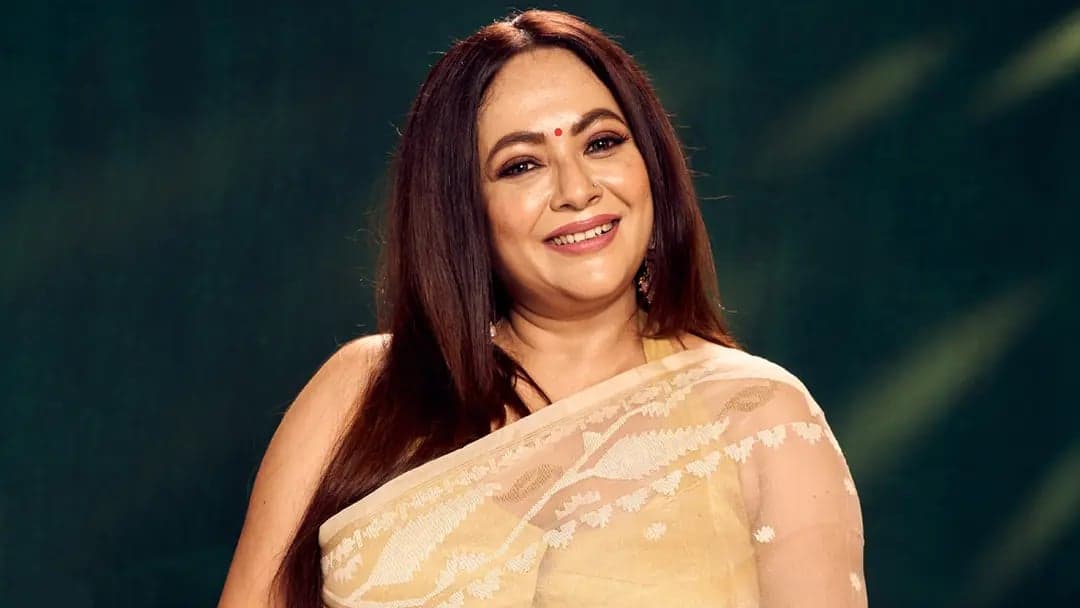 ছাত্র আন্দোলনের পোস্টার নিয়ে আইনি ঝামেলায় অভিনেত্রী শ্রীলেখা