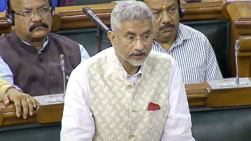 বাংলাদেশে সংখ্যালঘুদের সুরক্ষা নিশ্চিত করার দায়িত্ব ইউনূস সরকারের: জয়শঙ্কর