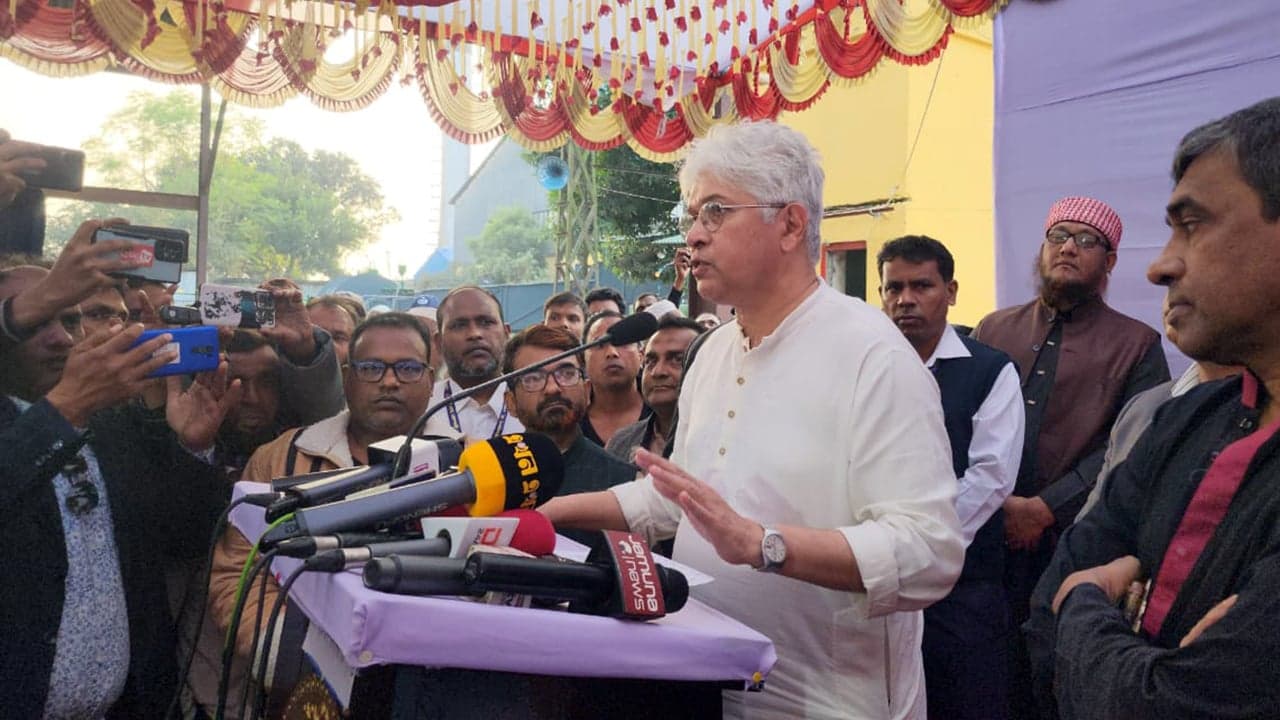 বন্ধ চিনিকলগুলো পুনরায় চালুর উদ্যোগ নিয়েছি: শিল্প উপদেষ্টা