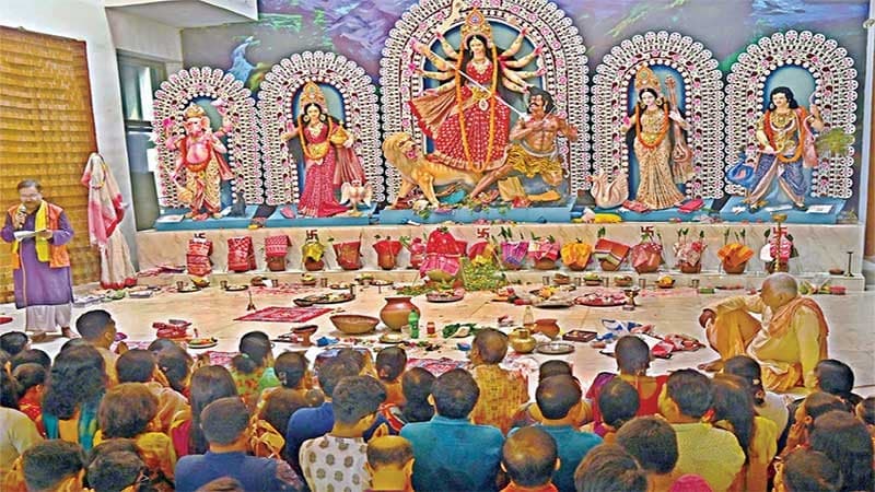 দুর্গাপূজার মহাঅষ্টমী ও কুমারী পূজা আজ