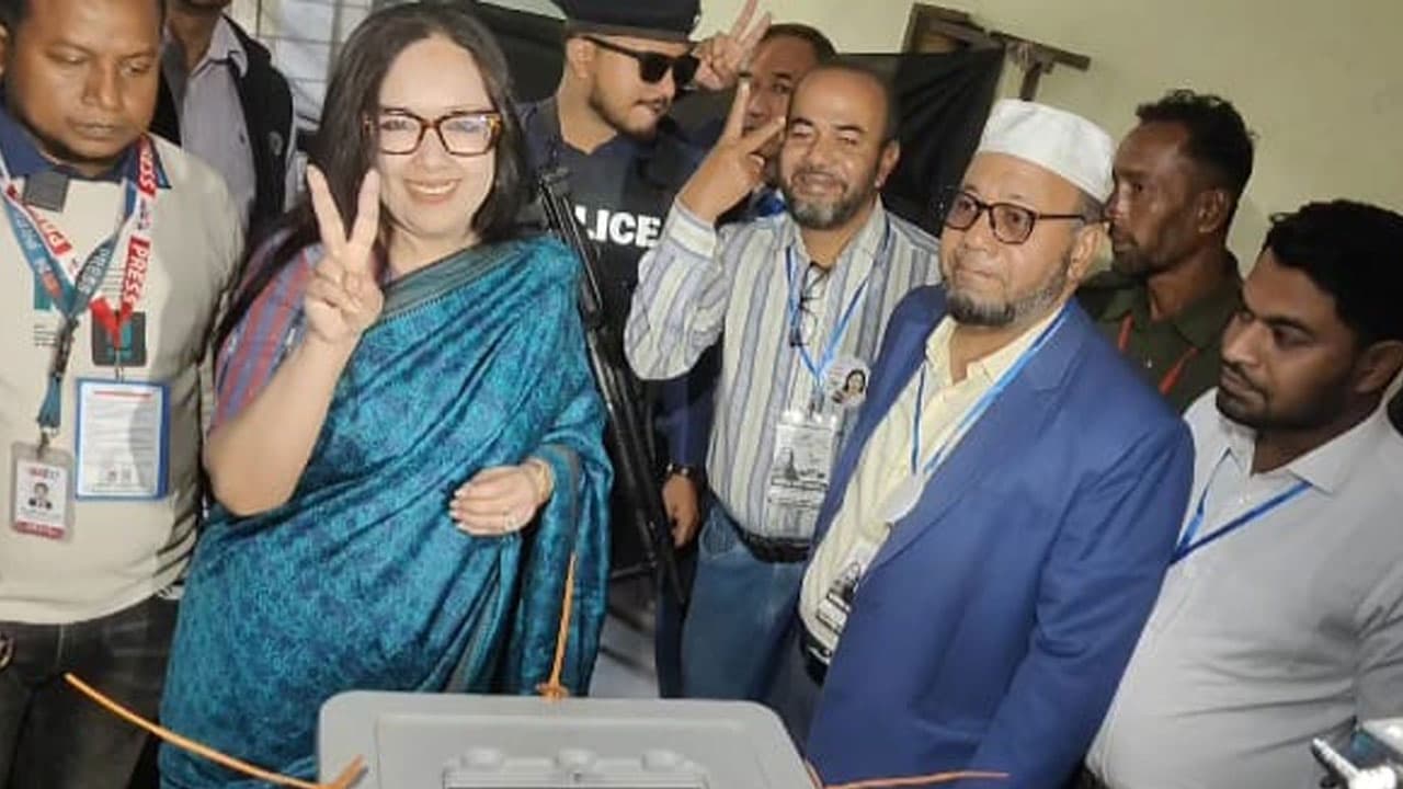 জোর করে সিল মারার পাঁয়তারা করেছে: রুমিন ফারহানা