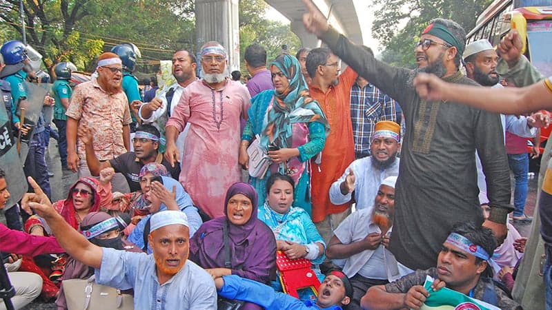রোববার থেকে কর্মবিরতিতে যাচ্ছেন প্রাথমিকের শিক্ষকরা