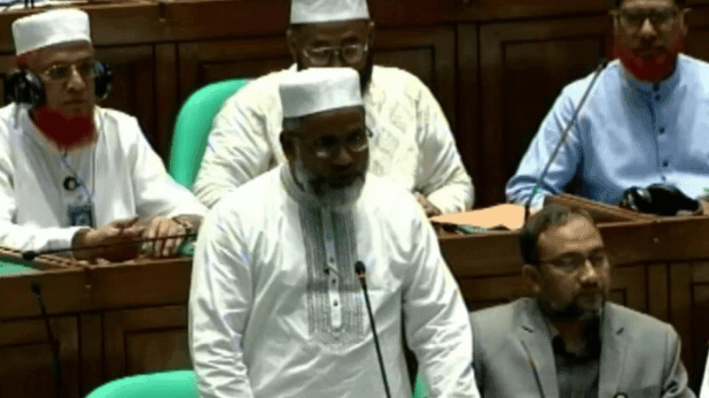 সরকারি সুবিধা না নেওয়ার ঘোষণার পরও ওয়াশিং মেশিন-ওভেনের দাবি, প্রশ্নের মুখে জামায়াত