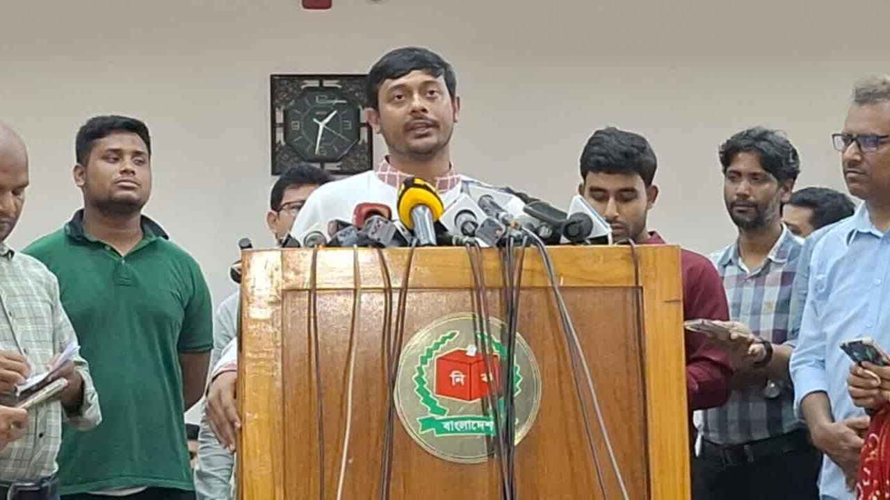 ‘শাপলা’ প্রতীক না দিলে আন্দোলনে নামবে এনসিপি