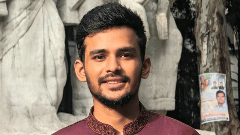 সাবেক উপদেষ্টা আসিফের বিরুদ্ধে দুদকে অভিযোগ