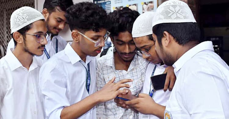শতভাগ পাস শিক্ষা প্রতিষ্ঠানের সংখ্যা কমেছে ১৯৮৪টি