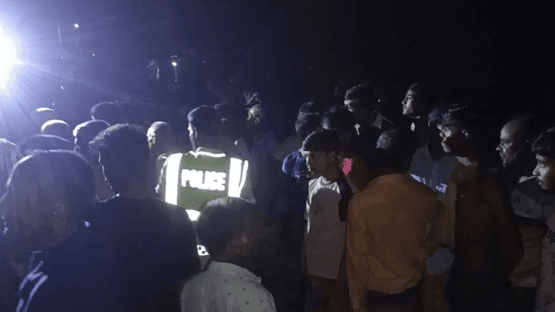 জয়পুরহাটে মাদরাসাছাত্রকে বেত্রাঘাত, অভিযুক্ত শিক্ষক পলাতক