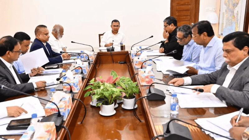 ডেঙ্গু প্রতিরোধে জনগণকে সম্পৃক্ত করে কার্যক্রম জোরদারের নির্দেশ প্রধানমন্ত্রীর