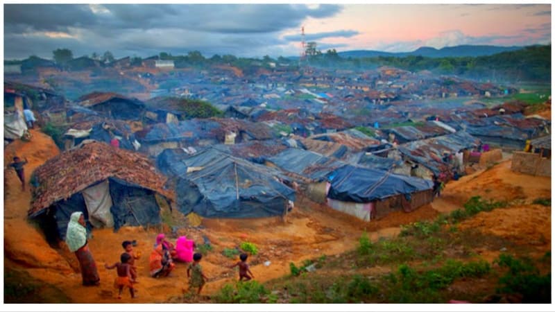 রোহিঙ্গা ক্যাম্পে দুর্বৃত্তদের হামলায় নিহত ৩