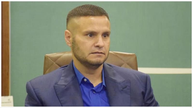 আদম তমিজী হক আটক