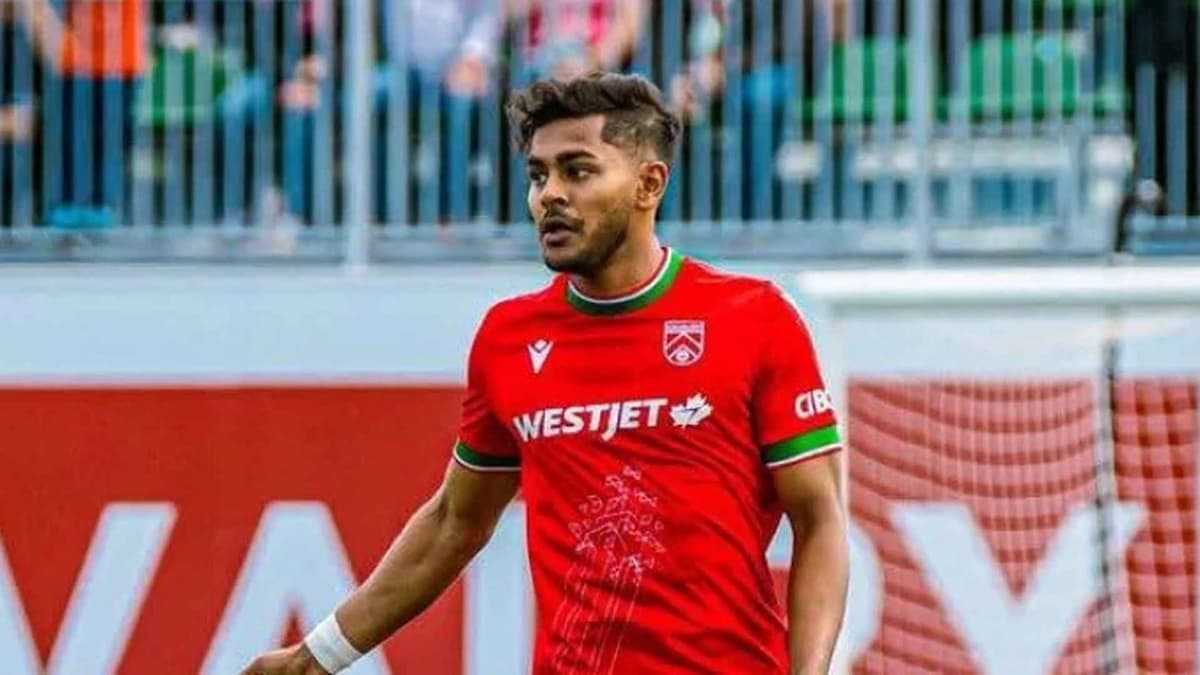 পেলের ক্লাবে বাংলাদেশি তারকা, শমিত সোমকে নিয়ে নতুন গুঞ্জন