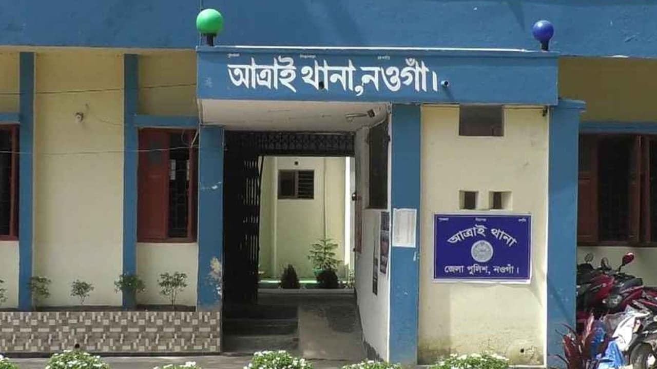 স্ত্রী ও সন্তানকে ছুরিকাঘাতে হত্যার পর স্বামীর আত্মহত্যা