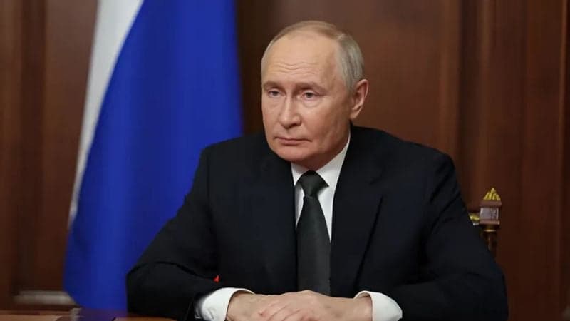 ইউক্রেনে ব্যালিস্টিক মিসাইল হামলা চালিয়েছে রাশিয়া: দাবি পুতিনের