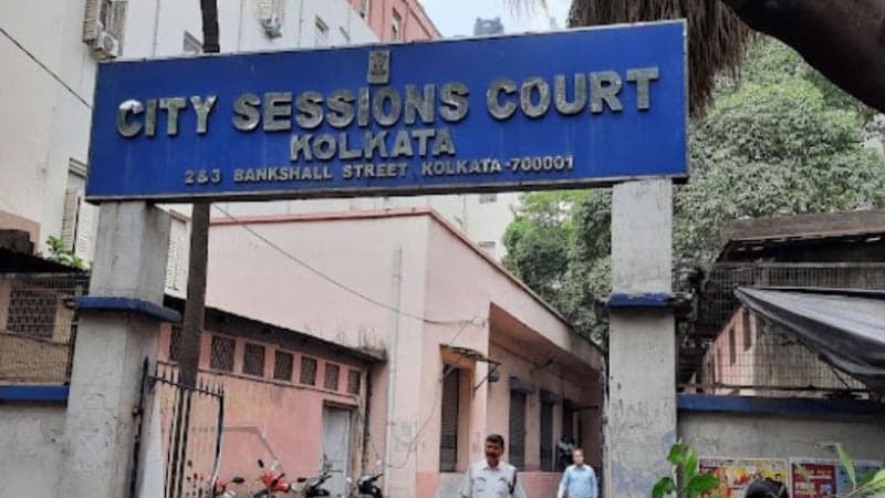 পিকে হালদারের জামিন দিয়েছে কলকাতার আদালত