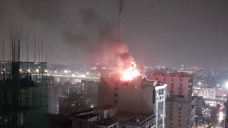 খাজা টাওয়ারে অগ্নিকাণ্ডে নারী নিহত 