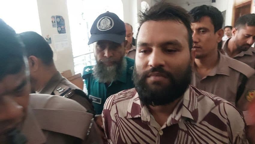 প্রধানমন্ত্রীর নিরাপত্তা বেষ্টনীতে ঢোকার চেষ্টা: গ্রেপ্তার বাইকচালকের জামিন নামঞ্জুর