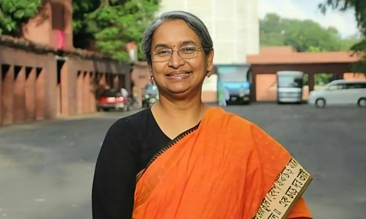 অসুস্থ স্বামীর সেবায় দীপু মনির প্যারোলে মুক্তি চেয়ে মেয়ের আবেদন