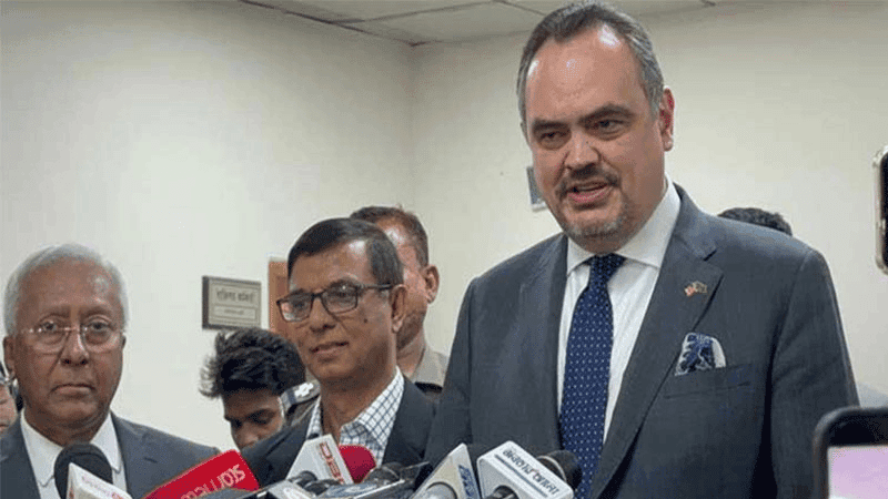 বাংলাদেশে নির্বাচনে কারো পক্ষ নেবে না যুক্তরাষ্ট্র: রাষ্ট্রদূত