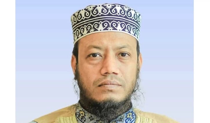 কলেজ পরিদর্শনকালে অবরুদ্ধ এমপি আমির হামজা