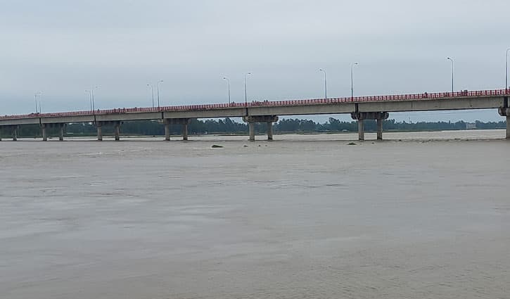 বিপৎসীমার ওপরে তিস্তার পানি