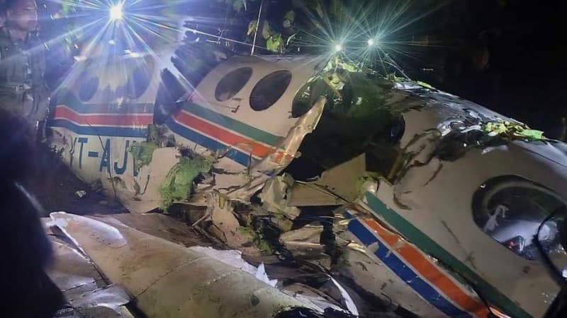 ভারতের ঝাড়খণ্ডে এয়ার অ্যাম্বুলেন্স দুর্ঘটনায় ৭ জন নিহত