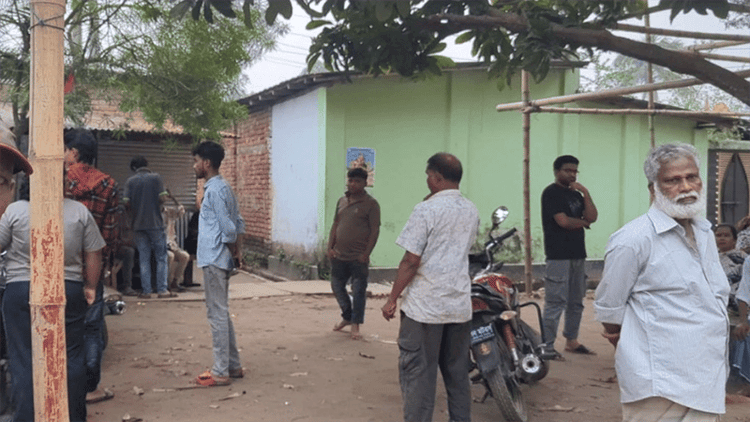 দিনাজপুরে আগুনে পুড়ে স্বামী-স্ত্রীর মৃত্যু