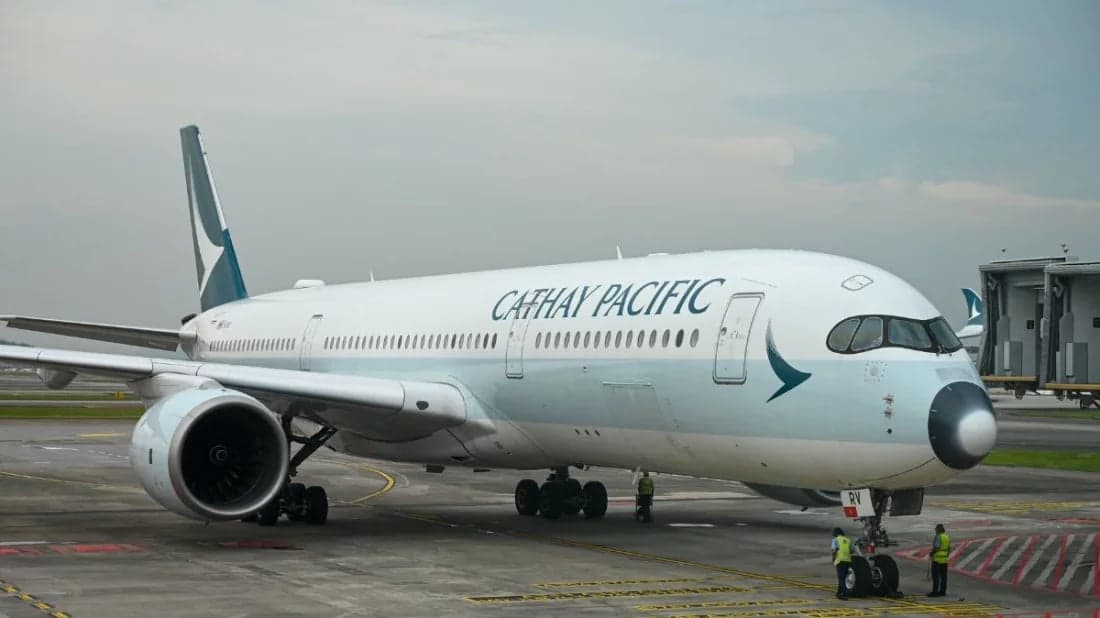 দুইবার নতুন বছর উদযাপন করলেন বিশেষ ফ্লাইটের যাত্রীরা