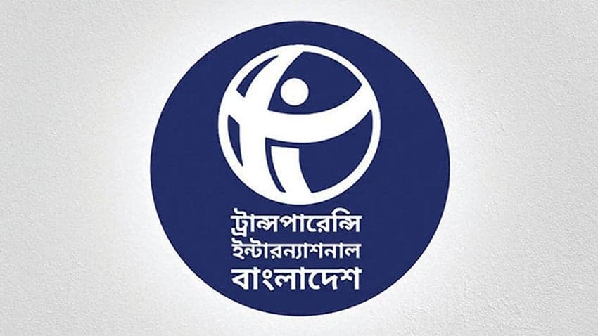 গত ১৫ মাসে ১০৭৩ সাংবাদিক হামলা-মামলা হত্যার শিকার: টিআইবি