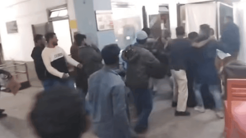 ওসমানী হাসপাতালে শিক্ষানবিশ চিকিৎসকদের কর্মবিরতি