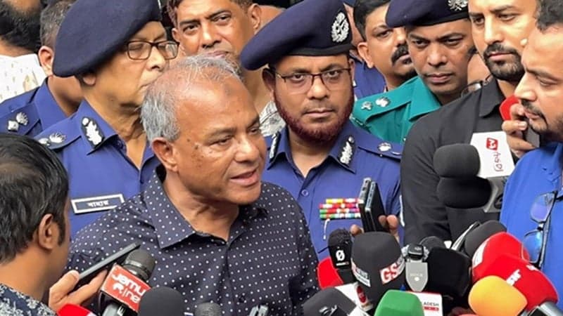 খাগড়াছড়ির ঘটনার পেছনে ভারত ও ফ্যাসিবাদী মিত্রদের ইন্ধন: স্বরাষ্ট্র উপদেষ্টা