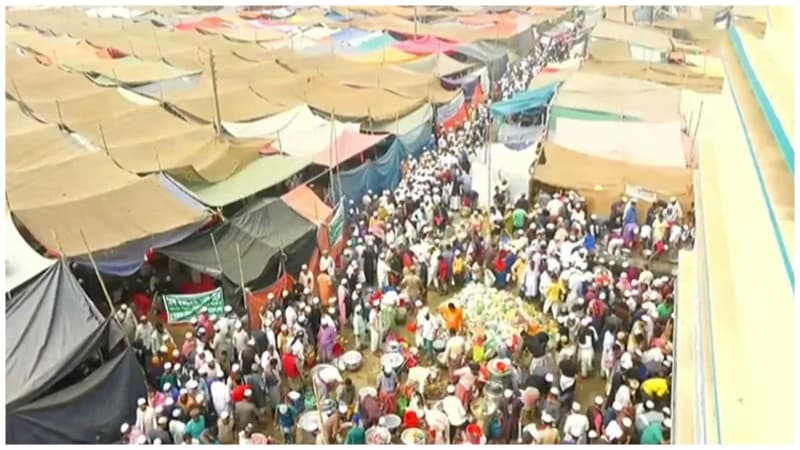 বিশ্ব ইজতেমায় দ্বিতীয় দিনের বয়ান চলছে