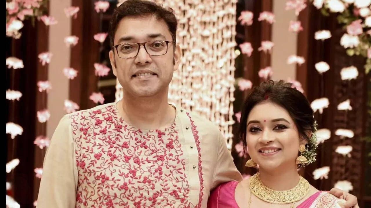 বাবা হলেন অনুপম রায়