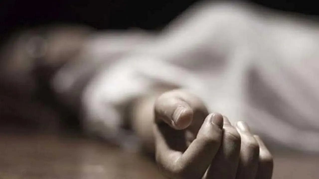 জাফলং বেড়াতে যাওয়ার পথে বাসচাপায় মাদ্রাসা শিক্ষার্থী নিহত