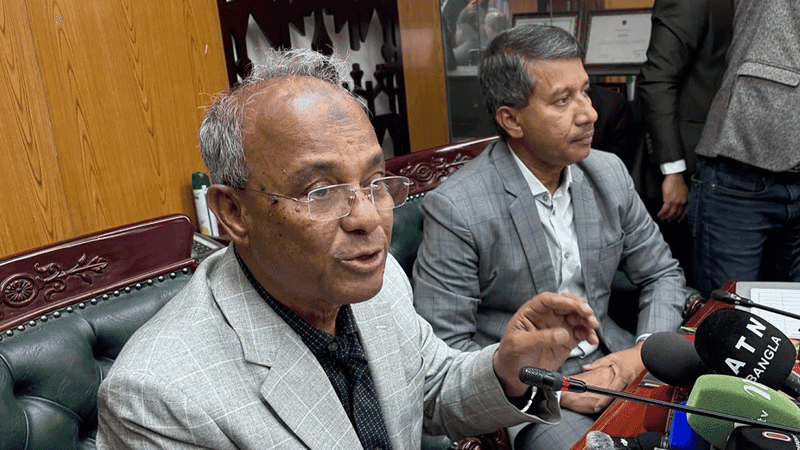 আওয়ামী লীগ নয়, সরকার ক্রিমিনালদের জামিন দেওয়ার বিরুদ্ধে: স্বরাষ্ট্র উপদেষ্টা