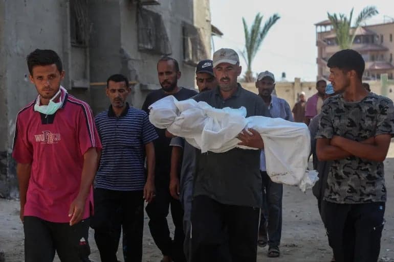 গাজায় ইসরায়েলি হামলায় নিহত আরও ৭৭ জন, অনাহারে ১৫ জন