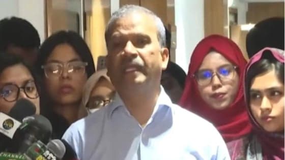 আসিফ নজরুলের কাছে পাঁচ দফা দাবি পেশ ধর্ষণবিরোধী মঞ্চের