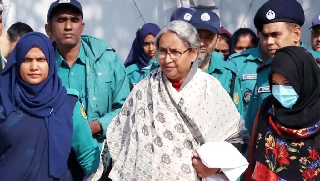 তিন মামলায় আদালতে গ্রেপ্তার দেখানো হলো দীপু মনিকে, পক্ষে ছিলেন না কোনো আইনজীবী