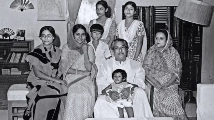 শেখ পরিবার সম্পর্কিত জাতীয় দিবসের রাষ্ট্রীয় উদযাপন বন্ধ ঘোষণা