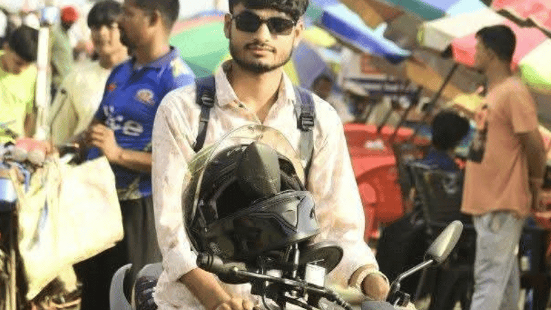 চকরিয়ায় বাসচাপায় স্বেচ্ছাসেবক দল নেতা নিহত