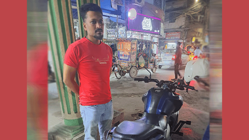 এআই ক্যামেরা ফাঁকি দিতে নম্বরপ্লেট ঢেকে চলাচল, যুবকের কারাদণ্ড–জরিমানা